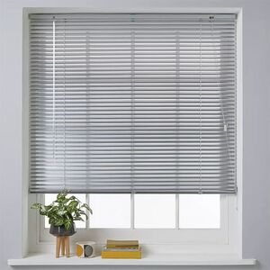 Venetian blinds silver color