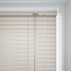 off white venetian blinds